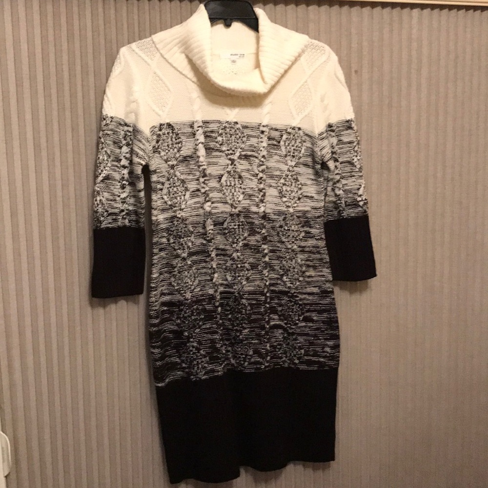 Studio One New York Sweater Dress Size L
